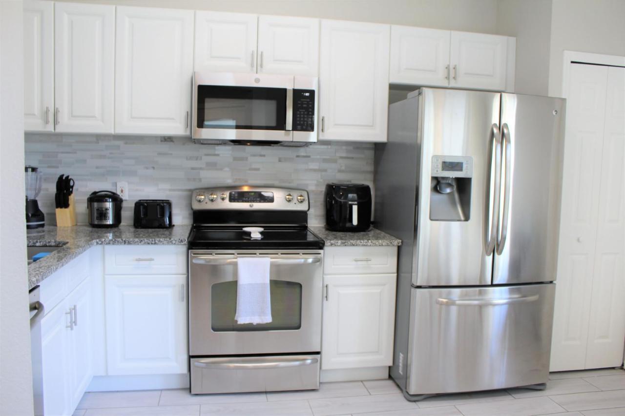 Lilys Stylish Villa Close To Disney Ideal For Long Stays 올랜도 외부 사진