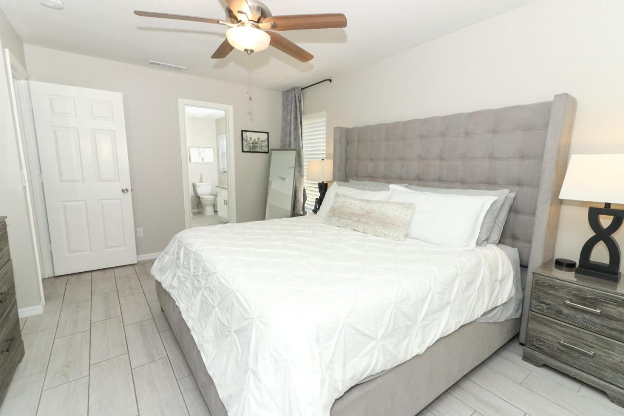 Lilys Stylish Villa Close To Disney Ideal For Long Stays 올랜도 외부 사진