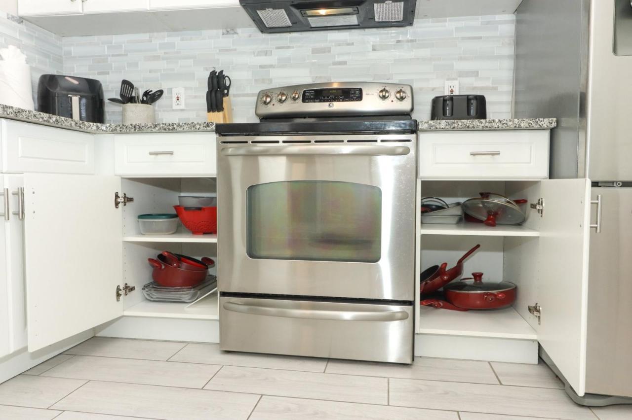 Lilys Stylish Villa Close To Disney Ideal For Long Stays 올랜도 외부 사진